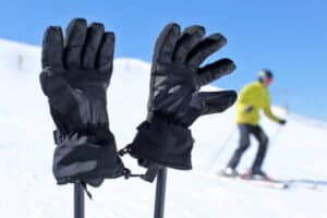 The 11 Best Ski Gloves to Hit The Slopes of 2022 (Buyer's Guide) Happylifeguru